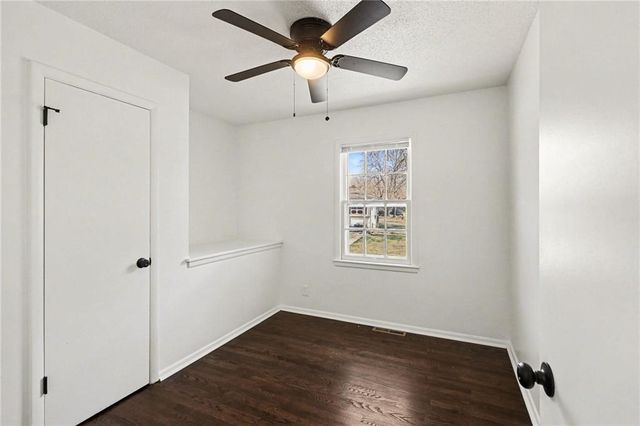 9112 Marsh Avenue, Kansas City, MO 64138