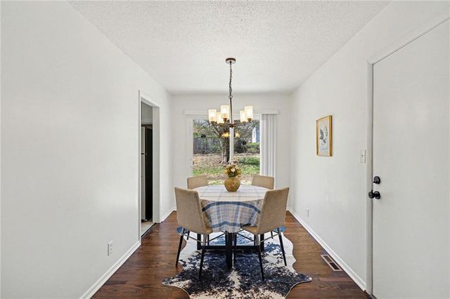 9112 Marsh Avenue, Kansas City, MO 64138