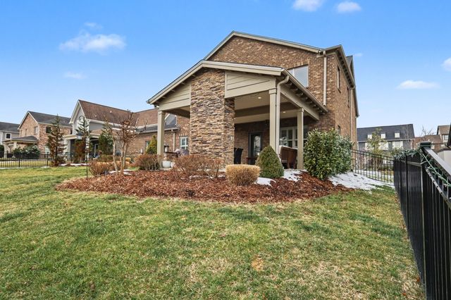 330 Finnhorse Ln, Franklin, TN 37064