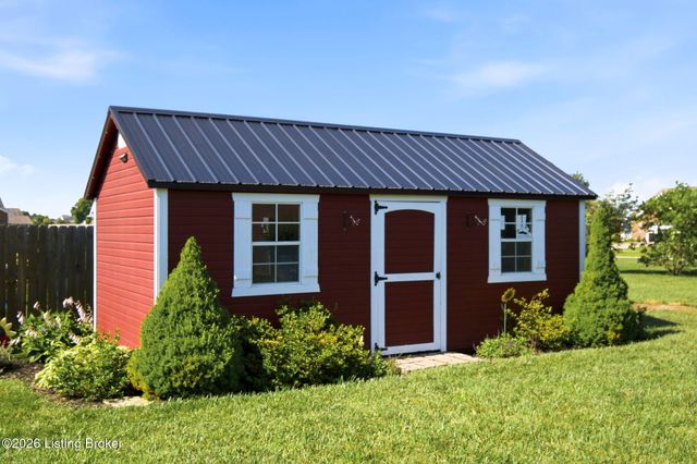 421 Golden Wing Rd, Mt Washington, KY 40047