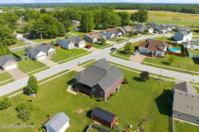 421 Golden Wing Rd, Mt Washington, KY 40047