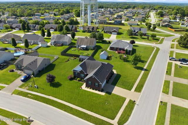 421 Golden Wing Rd, Mt Washington, KY 40047