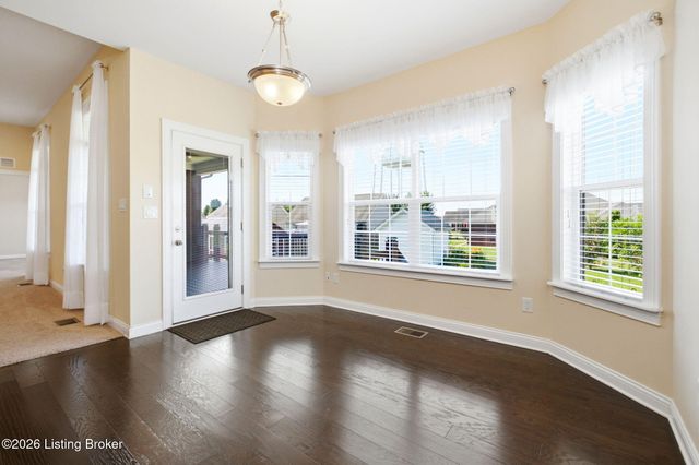 421 Golden Wing Rd, Mt Washington, KY 40047