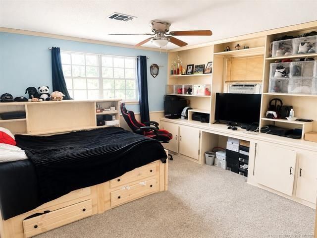 1813 Bellaire Circle, Moore, OK 73160