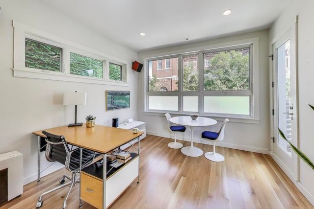 1475 W Superior Avenue 1, Chicago, IL 60647