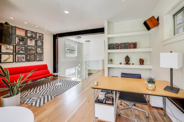 1475 W Superior Avenue 1, Chicago, IL 60647