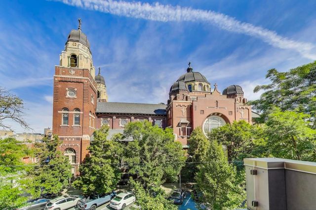 1475 W Superior Avenue 1, Chicago, IL 60647