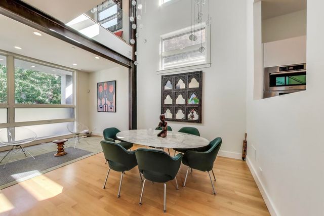 1475 W Superior Avenue 1, Chicago, IL 60647