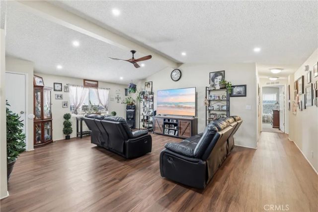 4080 Pedley 50, Jurupa Valley, CA 92509