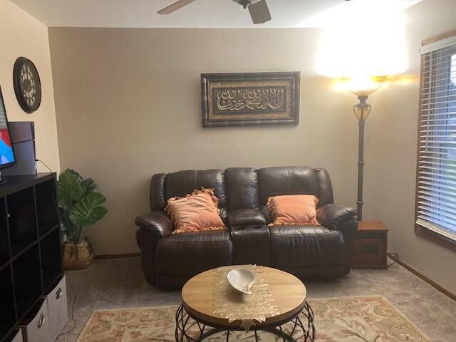 4145 W Anita LANE, Franklin, WI 53132