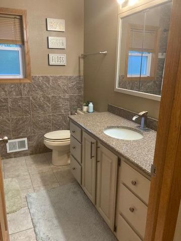 4145 W Anita LANE, Franklin, WI 53132