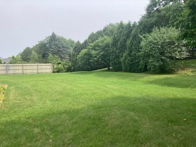 4145 W Anita LANE, Franklin, WI 53132