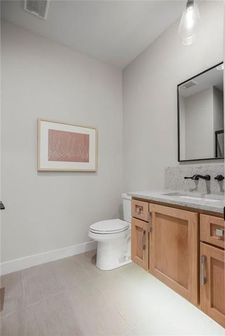 27205 W 100th Terrace, Olathe, KS 66061