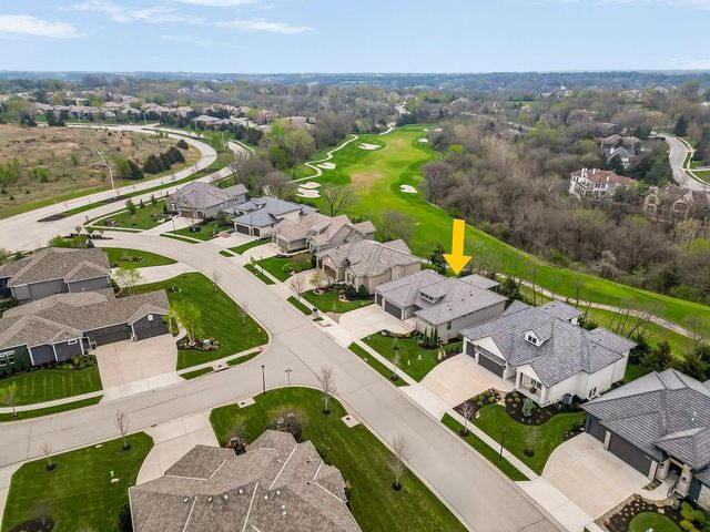 27205 W 100th Terrace, Olathe, KS 66061