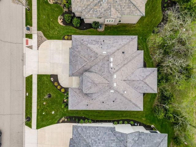 27205 W 100th Terrace, Olathe, KS 66061