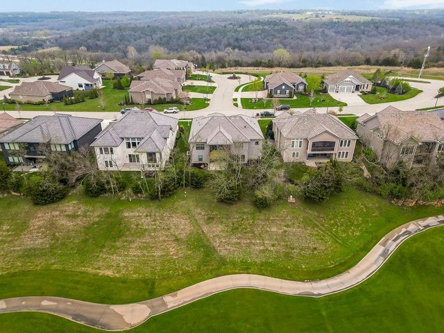 27205 W 100th Terrace, Olathe, KS 66061
