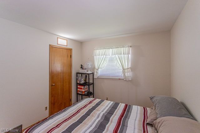 3154 Northwest Boulevard NW, Warren, OH 44485