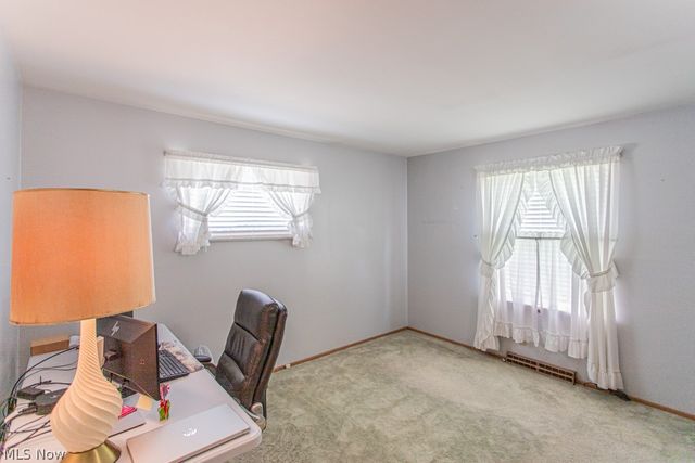 3154 Northwest Boulevard NW, Warren, OH 44485