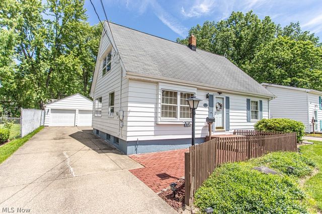 3154 Northwest Boulevard NW, Warren, OH 44485