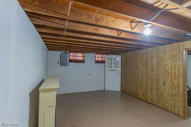 3154 Northwest Boulevard NW, Warren, OH 44485