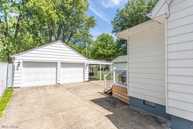 3154 Northwest Boulevard NW, Warren, OH 44485