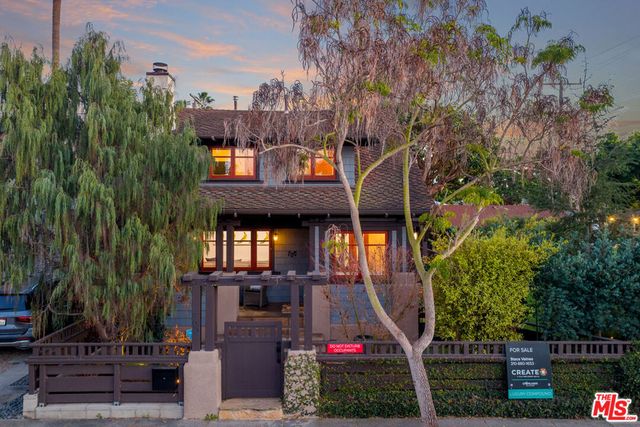 706 Navy Street, Santa Monica, CA 90405