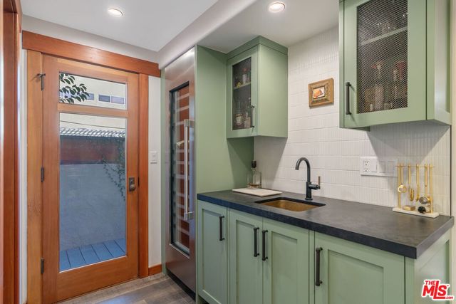 706 Navy Street, Santa Monica, CA 90405