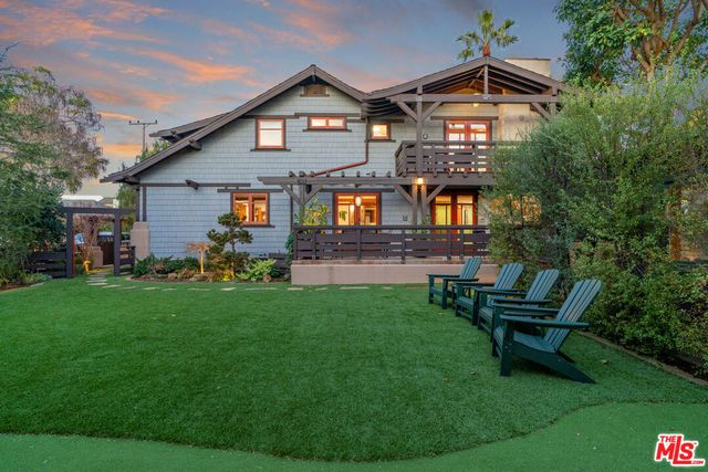 706 Navy Street, Santa Monica, CA 90405