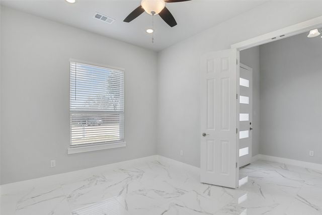 2217 S Peachtree Court, Denison, TX 75020