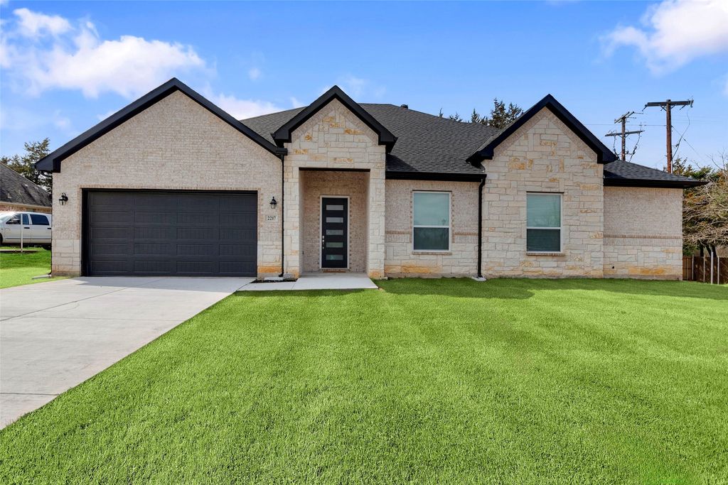2217 S Peachtree Court, Denison, TX 75020