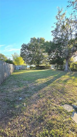 1018 60TH AVENUE N, St Petersburg, FL 33703