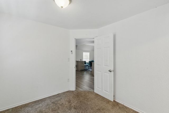 1437 Forest Trail, Azle, TX 76020