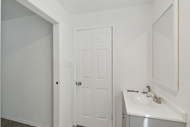 1437 Forest Trail, Azle, TX 76020