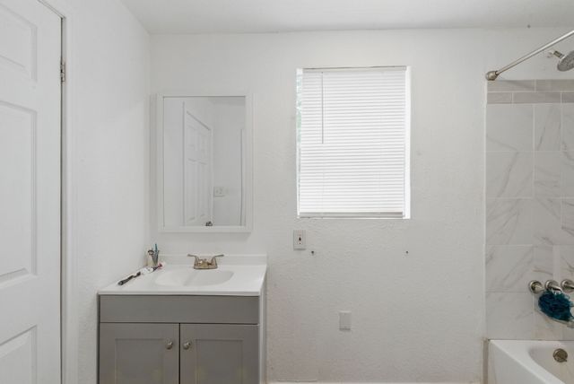 1437 Forest Trail, Azle, TX 76020