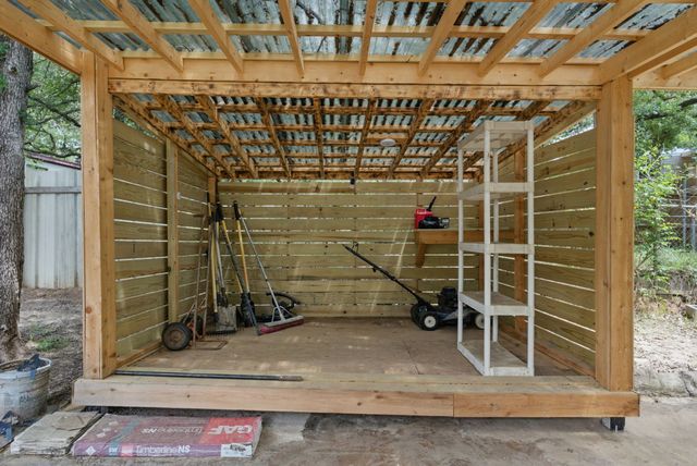 1437 Forest Trail, Azle, TX 76020