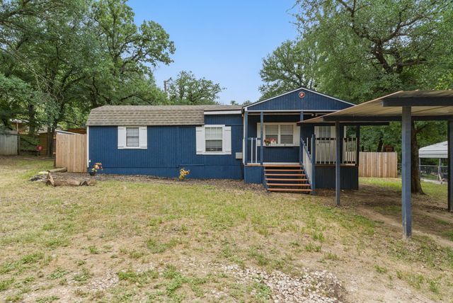 1437 Forest Trail, Azle, TX 76020