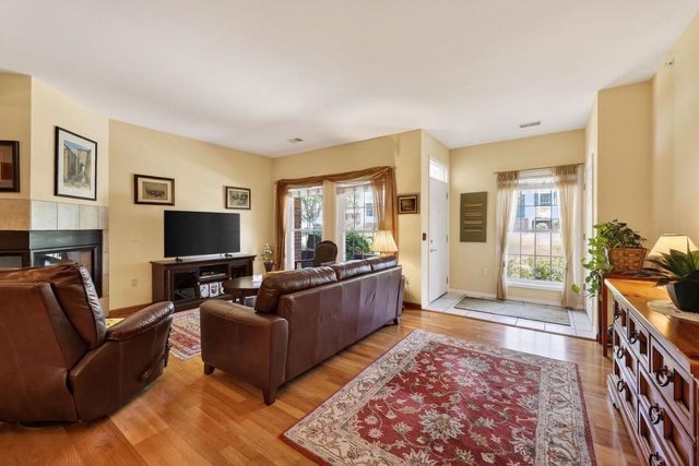 6043 Cottontail Trail, Madison, WI 53718