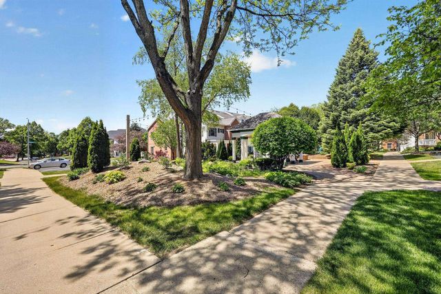 6043 Cottontail Trail, Madison, WI 53718
