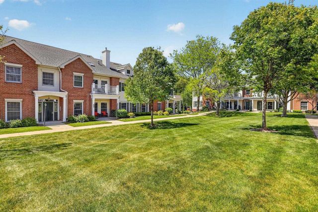 6043 Cottontail Trail, Madison, WI 53718