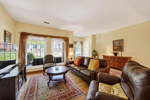 6043 Cottontail Trail, Madison, WI 53718