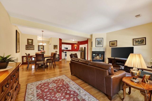 6043 Cottontail Trail, Madison, WI 53718