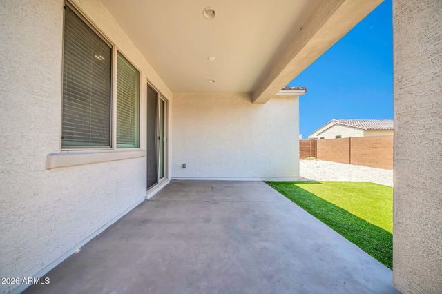 8830 W PASADENA Avenue, Glendale, AZ 85305