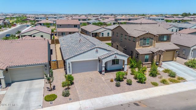 8830 W PASADENA Avenue, Glendale, AZ 85305
