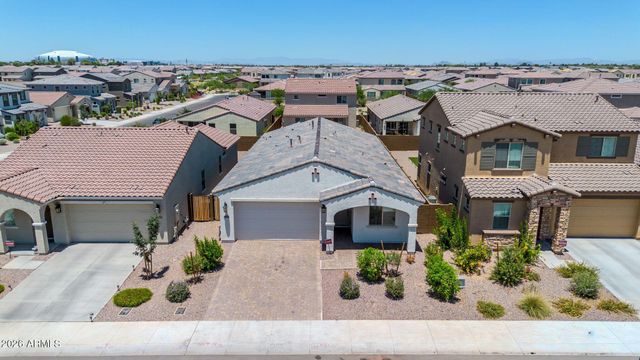 8830 W PASADENA Avenue, Glendale, AZ 85305