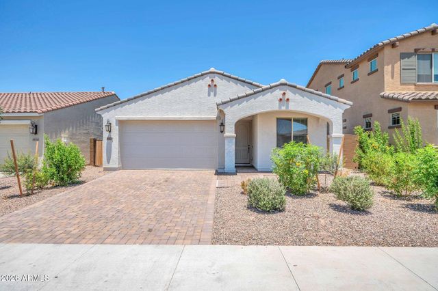 8830 W PASADENA Avenue, Glendale, AZ 85305