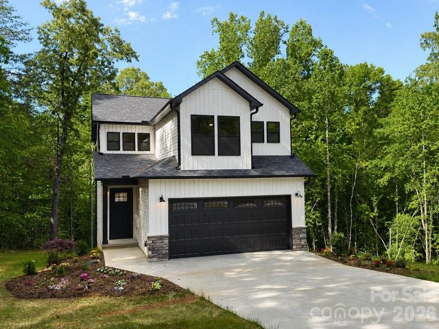 9395 West Ridge Drive, Hickory, NC 28601