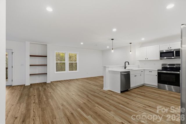 9395 West Ridge Drive, Hickory, NC 28601