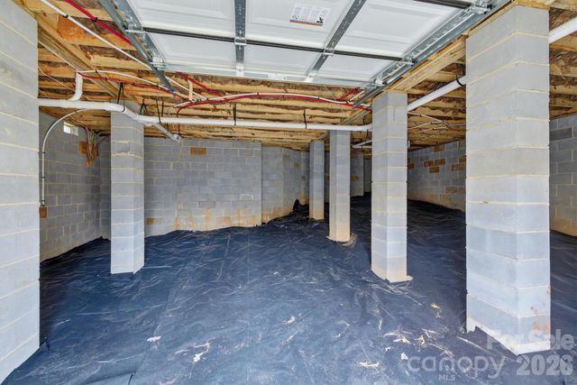 9395 West Ridge Drive, Hickory, NC 28601