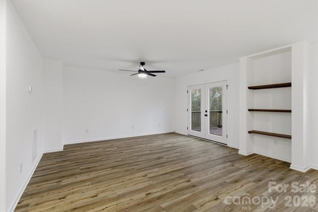 9395 West Ridge Drive, Hickory, NC 28601
