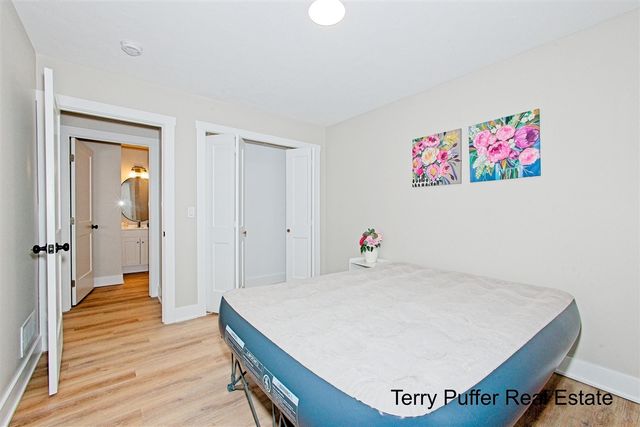 1221 Sanford Street, Muskegon, MI 49441